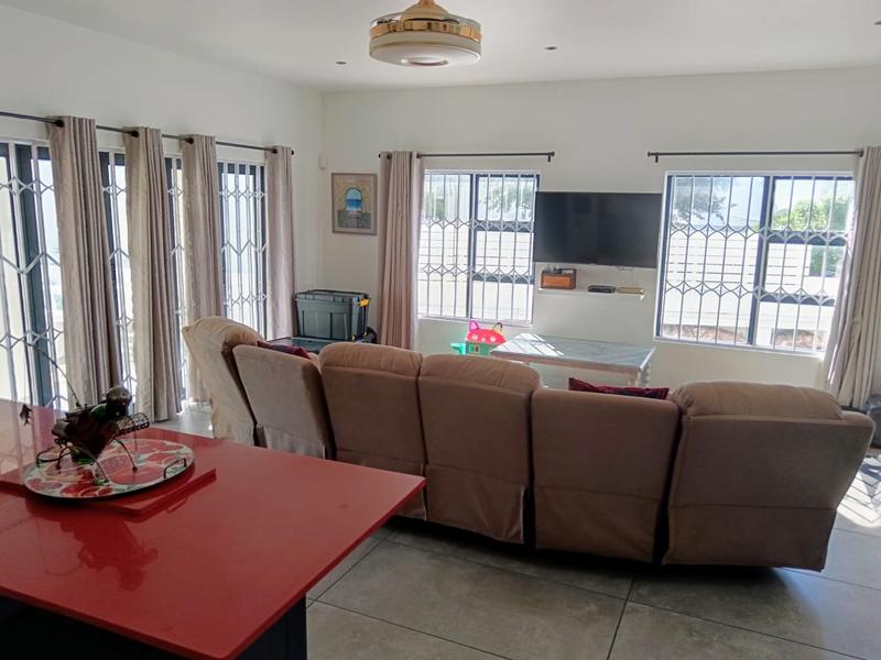 4 Bedroom Property for Sale in Dwarskersbos Western Cape